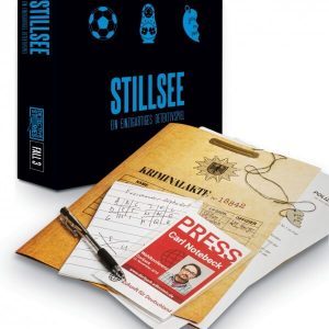 Detective Stories Fall 3 STILLSEE Brettspiel Verpackung Vorderseite iDventure Spielgetuschel.jpg
