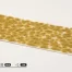 Nahaufnahme der hellen, beigen Grasbüschel Gamers Grass Beige 2 mm auf Dioramen und Bases